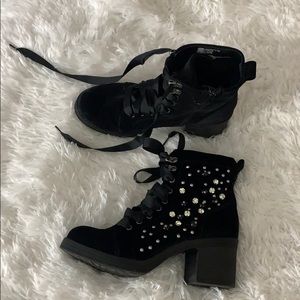 Madden Girl boots